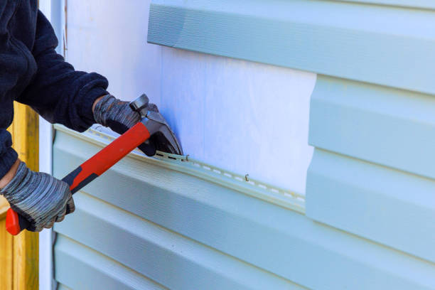 Reliable Emergency Siding Repair contractor in Woodbury, MN by Squared Siding